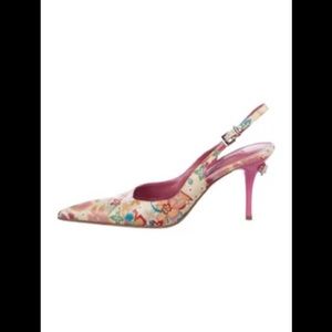 New Cesare Paciotti Patterned Pumps